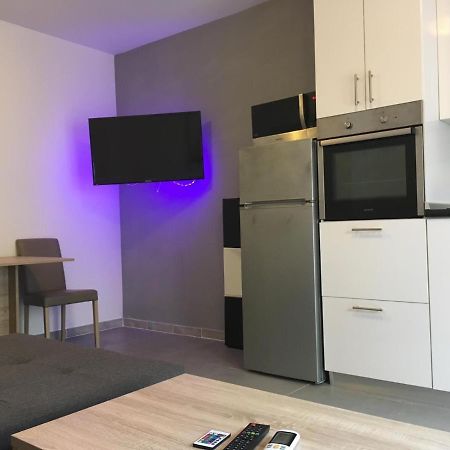 Apartment To Rent Póla Kültér fotó