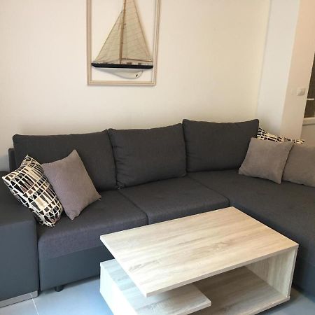 Apartment To Rent Póla Kültér fotó